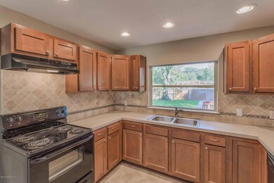 4039 Anvers Blvd, Jacksonville, FL 32210 - photo 7