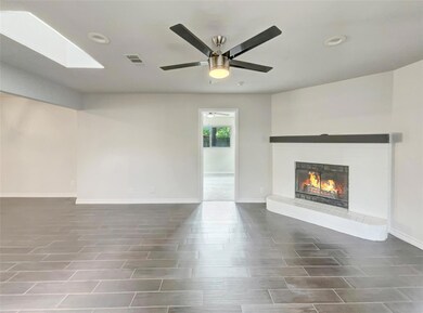 1918 Mccormick St, Denton, TX 76205 - photo 3