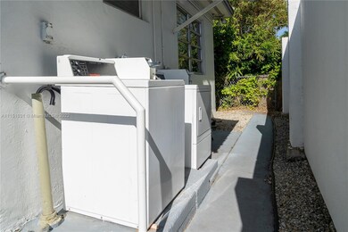 7821 Carlyle Ave unit 3, Miami Beach, FL 33141 - photo 3