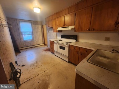 501 Juniper St, Quakertown, PA 18951 - photo 4