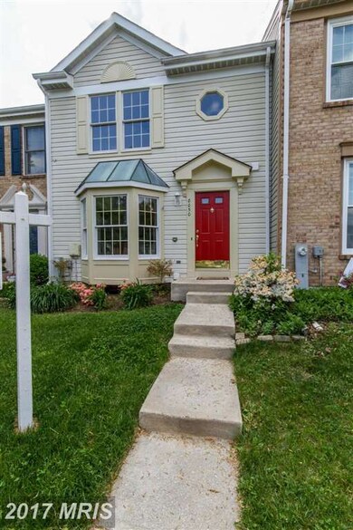 8050 Brightwood Ct, Ellicott City, MD 21043 - photo 2