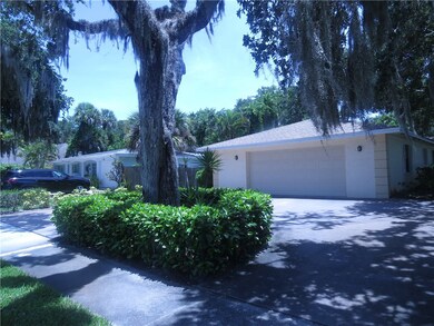 3412 Mockingbird Dr, Vero Beach, FL 32963 - photo 2