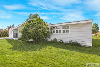 370 N State St, Shelley, ID 83274 - photo 2