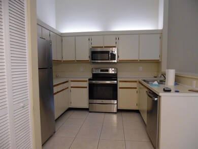 4397 Woodstock Dr unit C, West Palm Beach, FL 33409 - photo 6