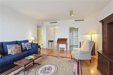 The Carol Condominium unit 5G, New Orleans, LA 70130 - photo 5