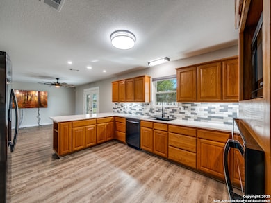 433 E Klein Rd, New Braunfels, TX 78130 - photo 7