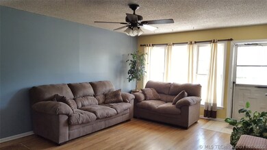 Welcome! The hardwood flooring in the living room
