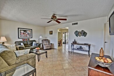 Formal Living 2