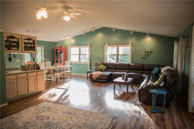 1 Grisham Ln, Bella Vista, AR 72715 - photo 2