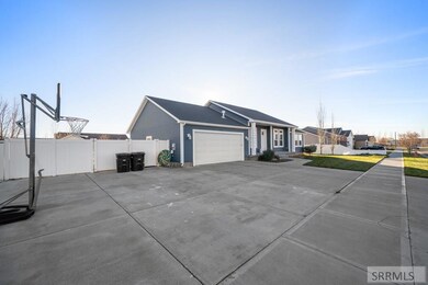 3838 Tawzer Way, Ammon, ID 83406 - photo 4
