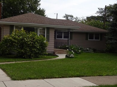 9039 Cottage Grove Place, Highland, IN 46322 - photo 5