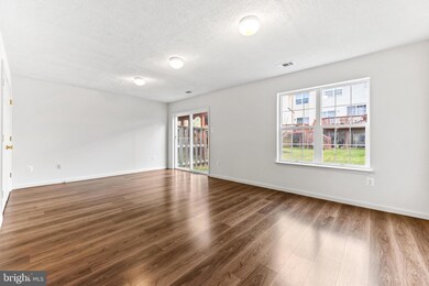 8107 Shoal Creek Dr, Laurel, MD 20724 - photo 5