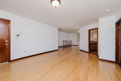 447 Stafford Rd unit E7, Tiverton, RI 02878 - photo 6