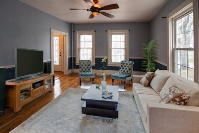 5 School St, Franklin, MA 02038 - photo 4