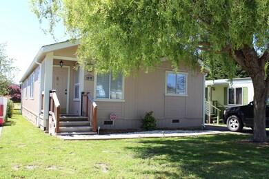 4989 Spruce - Exterior 2