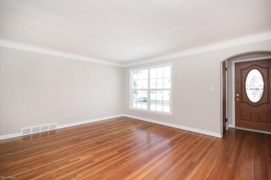 19008 Maple Heights Blvd, Maple Heights, OH 44137 - photo 5