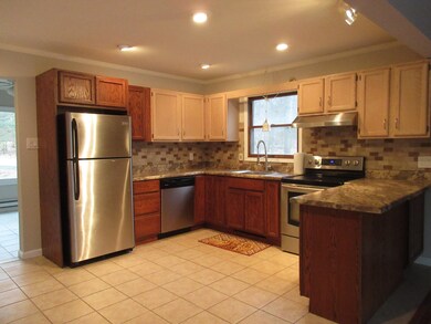 375 Wild Acres Dr, Dingmans Ferry, PA 18328 - photo 3