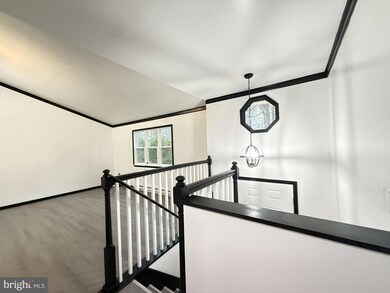 8066 Red Squirrel Dr, Tobyhanna, PA 18466 - photo 6