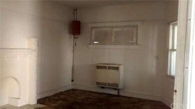 Living room with wall cooling and Heating system