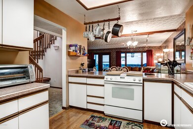 13_Kitchen