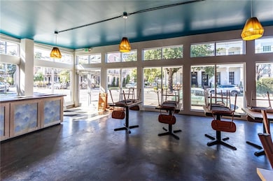 2042 Prytania St, New Orleans, LA 70130 - photo 3