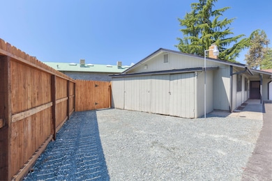 5-web-or-mls-1696-ne-9th-st