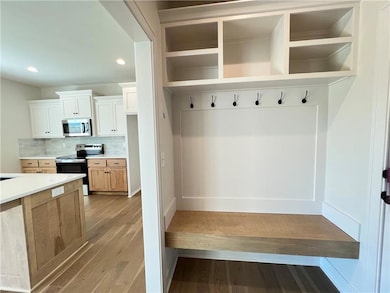 18867 W 169th St, Olathe, KS 66062 - photo 6