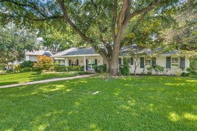 7242 Brookcove Ln, Dallas, TX 75214 - photo 2