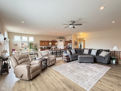 1400 W Springhurst Blvd, Greenfield, IN 46140 - photo 6