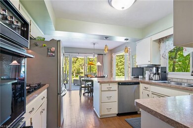 369 Fox Run Trail, Aurora, OH 44202 - photo 7