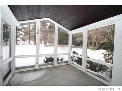 Porch - Screened