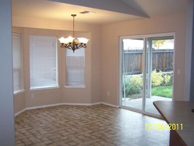 1429 Barney Fife Blvd, Grants Pass, OR 97527 - photo 2