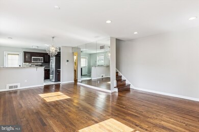 5246 Chillum Place NE, Washington, DC 20011 - photo 4