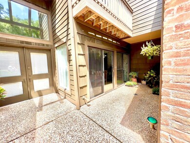 200 Sugarberry Cir, Houston, TX 77024 - photo 3