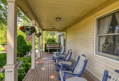 11 Chestnut Hill Rd, Middletown, RI 02842 - photo 5