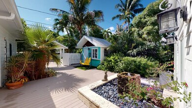 411-Louisa-Street-Old-Town-Key-West-1004