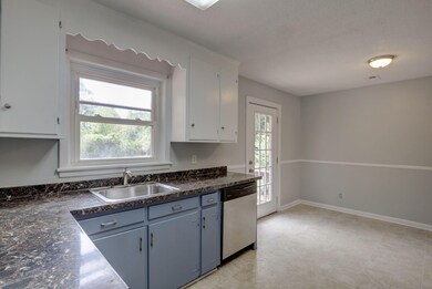 kitchen/dining