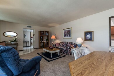 9733 W Desert Hills Dr Sun-large-007-162