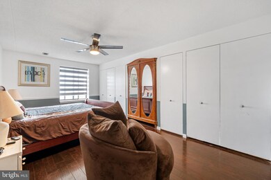 11108 Valley Forge Cir unit 1108, King of Prussia, PA 19406 - photo 2