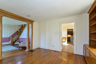 011-Sitting_Room-4000127-large