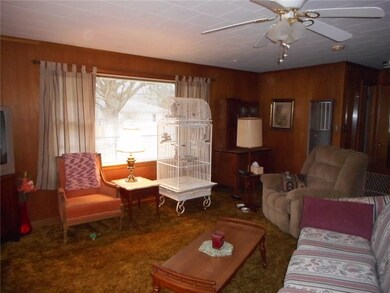 612 Phillips Dr, Anderson, IN 46012 - photo 4