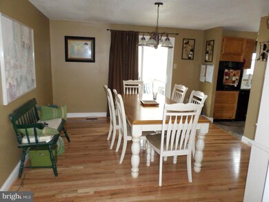 10425 Stewart Rd, Spotsylvania, VA 22553 - photo 5