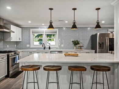 154 N Main St, Bellingham, MA 02019 - photo 7