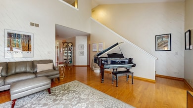 301 W Eagle Ct, Waukegan, IL 60087 - photo 7