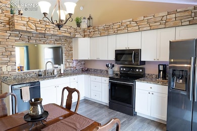 4080 Scotch Pine Dr, Colorado Springs, CO 80920 - photo 6