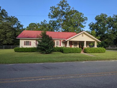 402 W Lemon St, Fitzgerald, GA 31750 - photo 4