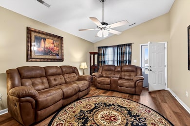 1672 Konner Woods Dr, Lexington, KY 40511 - photo 3