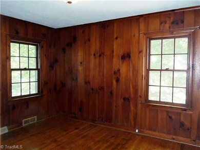 unlisted-address, Asheboro, NC 27205 - photo 7