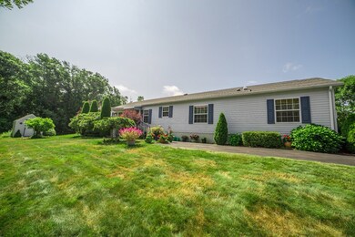 44 Mockingbird Ln, Tiverton, RI 02878 - photo 3