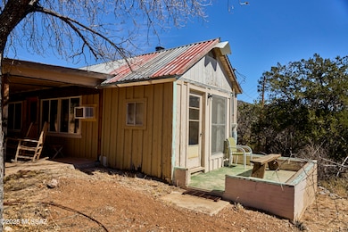 01 House Exterior 09